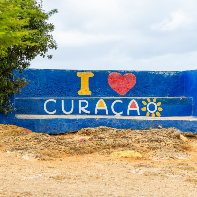 i love curacao bench